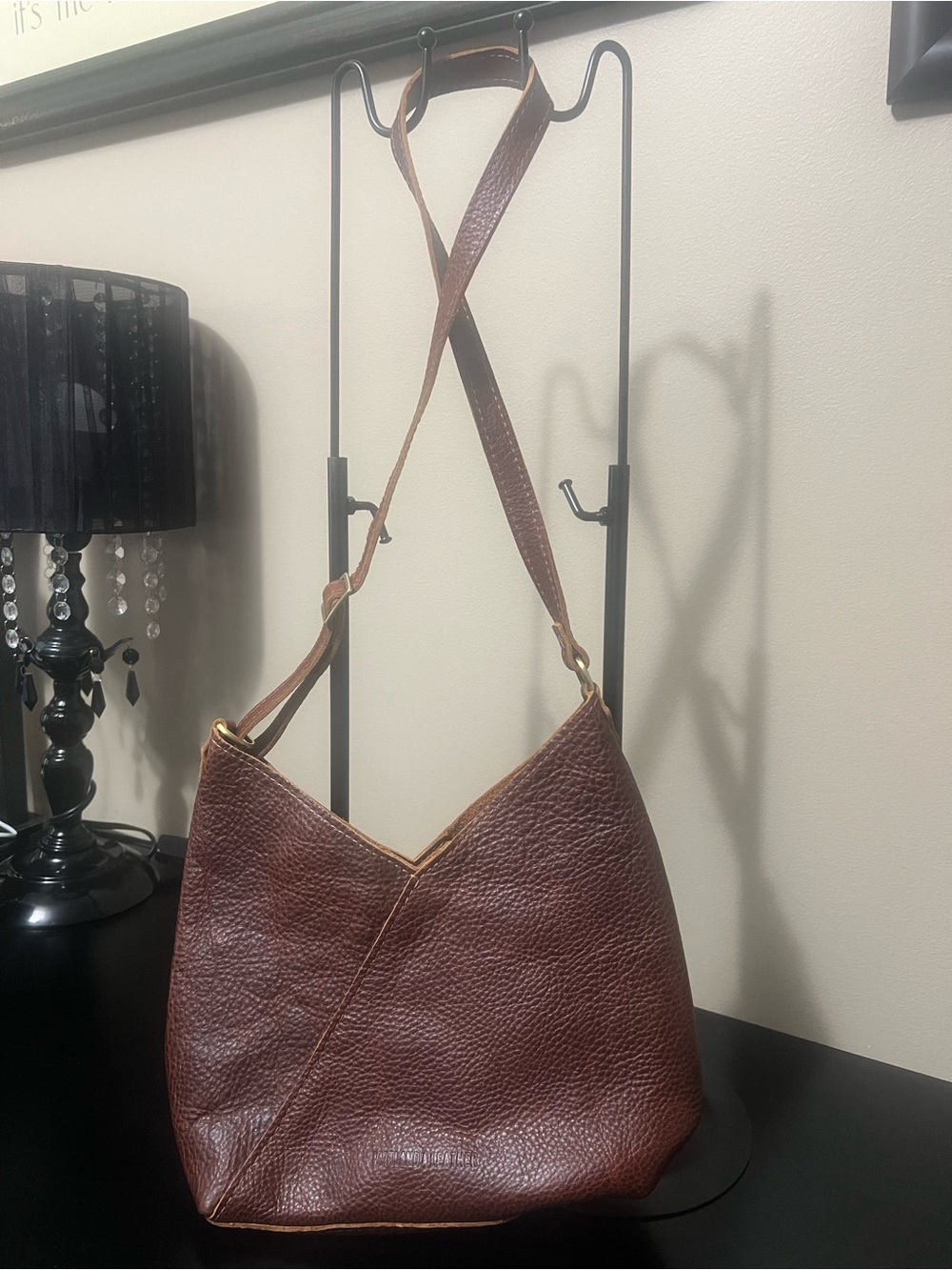 Portland Leather Small Naomi Deep Brown Pebbled Shoulder Bag - Picture 4 of 8